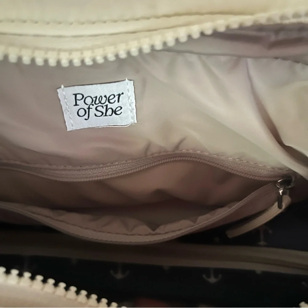 Excellent Condition Athleta All About Medium Crossbody Hobo Bag. Light yellow